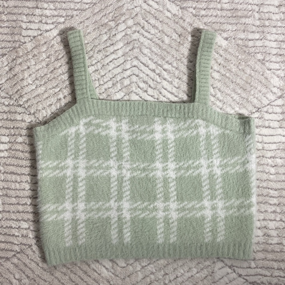 Kendall & Kylie Sage Green Plaid Knit Cami Top | Cropped | Size L NWOT - Picture 5 of 11